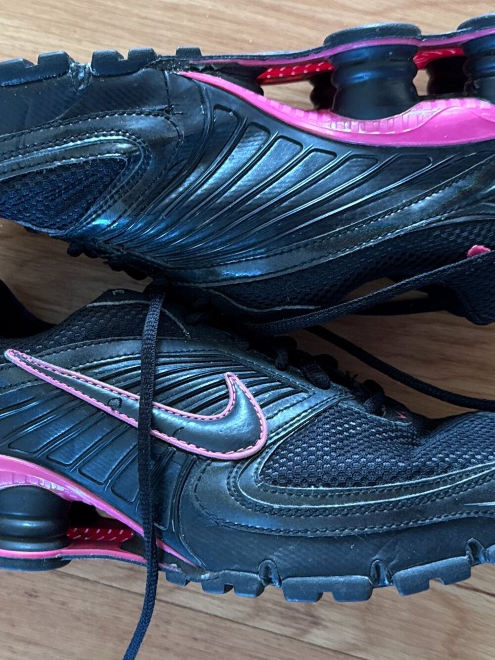 Women's Nike Shox Turbo 8  Running Shoes Sneakers Size US 9 Black/Pink No Box. - Picture 2 of 6